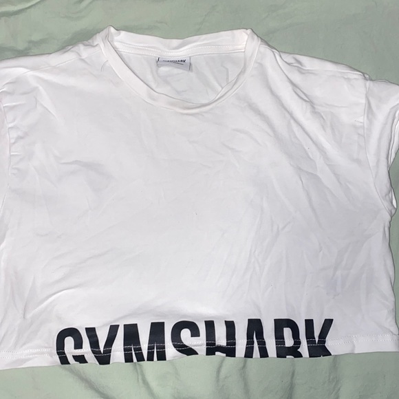 Gymshark Tops - Gymshark white crop top